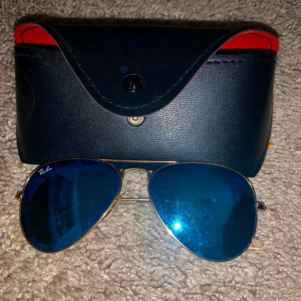 Blue Ray ban with case